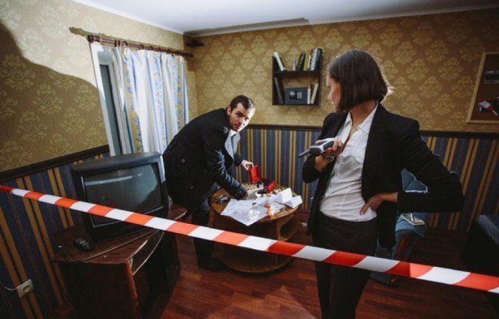 Les pensées sont comme un criminel.jpg